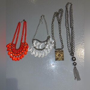 Preowned 4 Sets of Necklaces